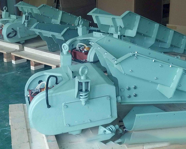 振動電機振動篩河南生產廠家給料機振幅調節(jié)