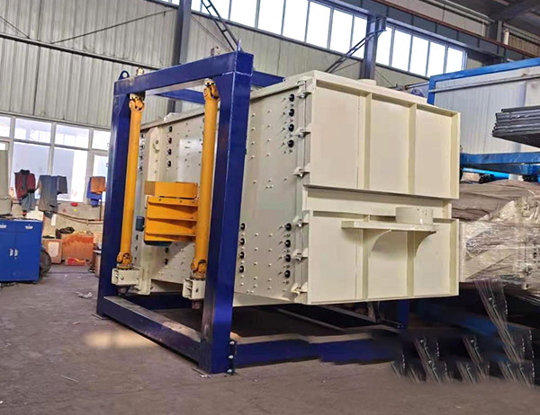 陶粒砂成品篩選用方形<a href='http://m.durkalk.com/sfsx/ybs.html' title='搖擺篩' target='_blank'>搖擺篩</a>成品率更高