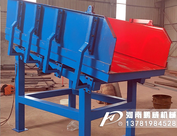 如何解決振動放礦機臺板與電機底座構(gòu)件振裂的問題？